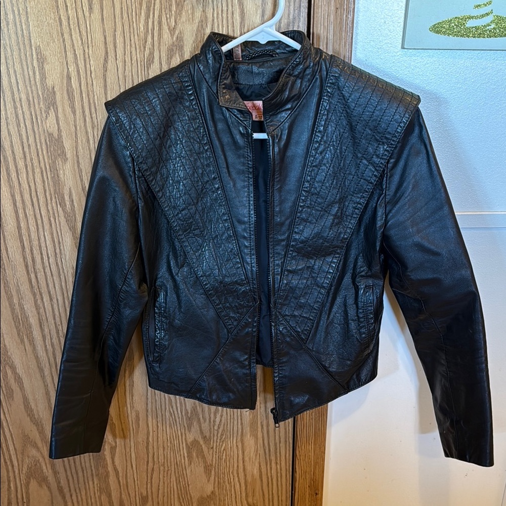 VINTAGE 1983 Black Women's Jacket